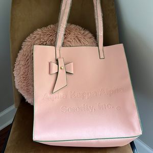 New AKA Tote (SARC)